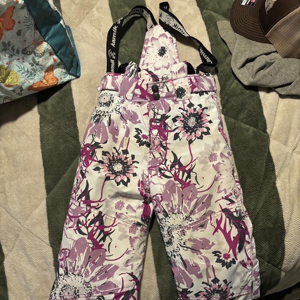 Snowpants